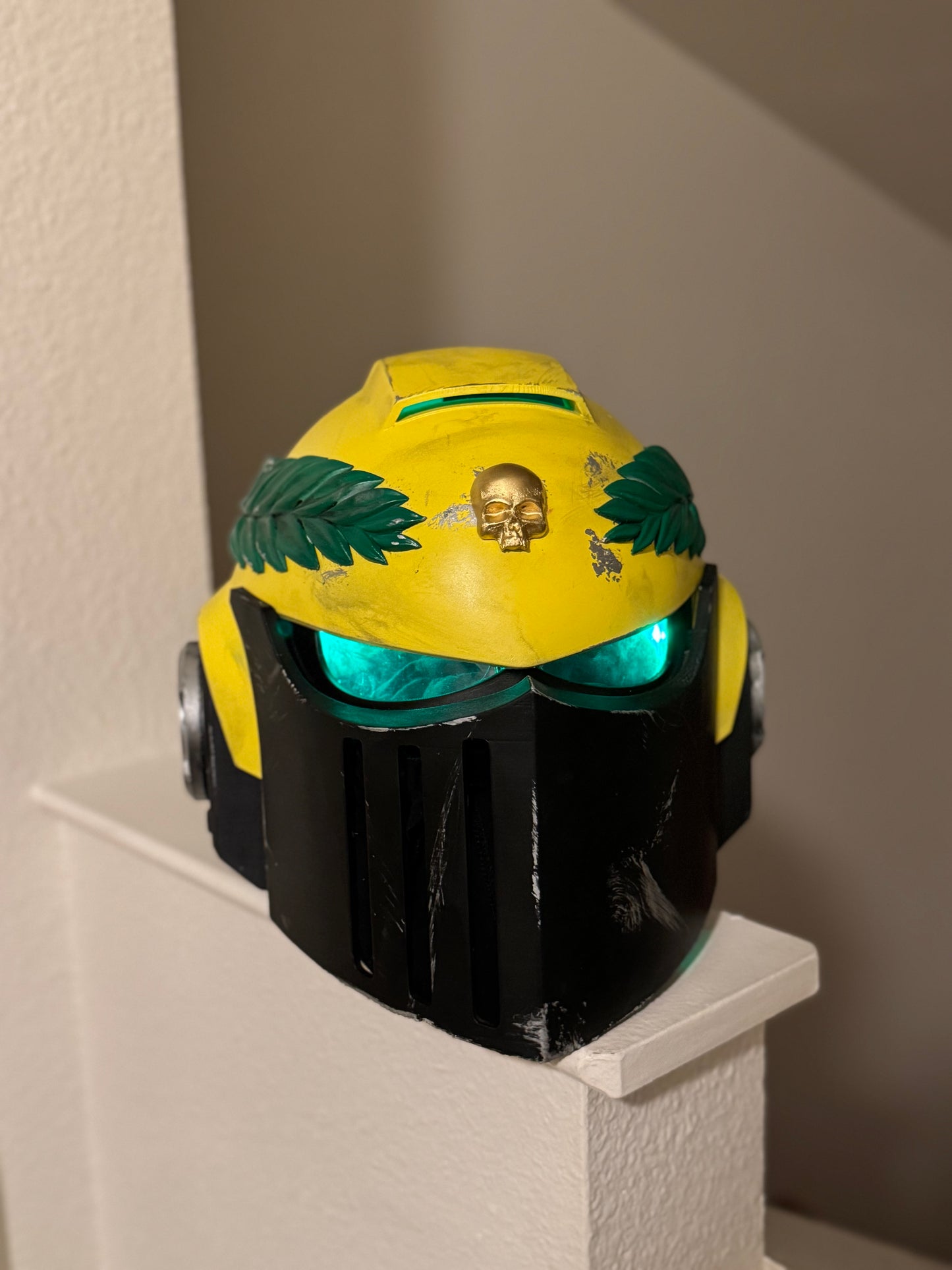 Warhammer Bulwark Style helmet