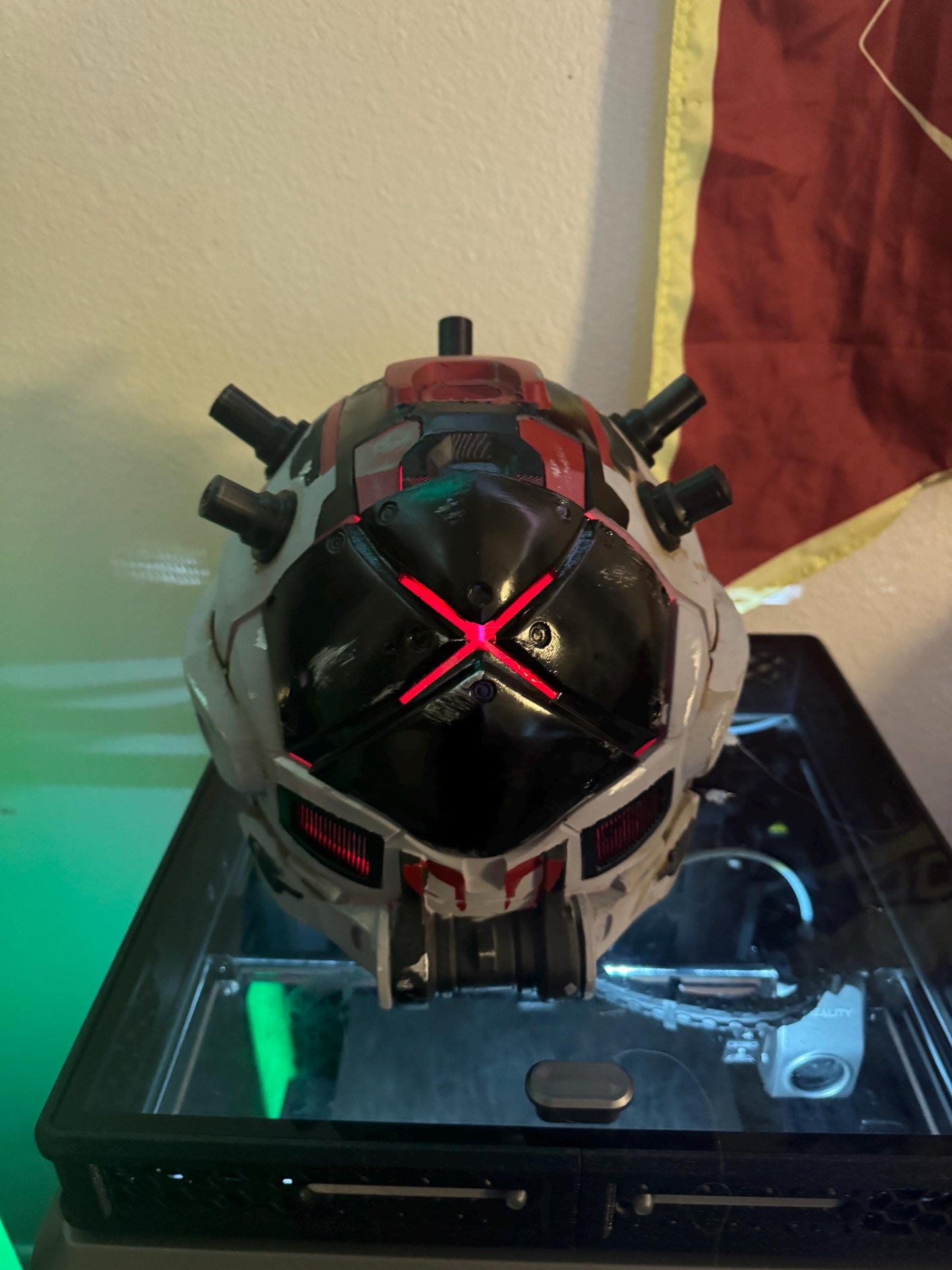 Titanfall 2 Cloak Helmet